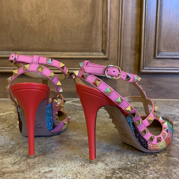 Valentino Rockstud RARE heels